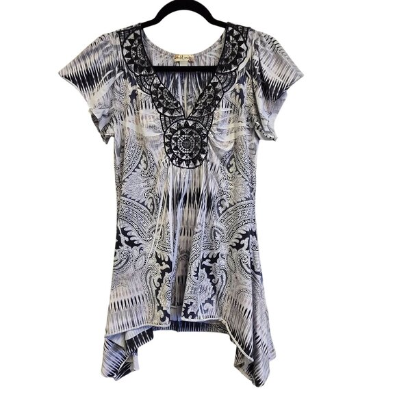 World Unity Y2K Women's Flowy Boho Tunic Top Beaded Neckline Waterfall Hem Blous - Picture 1 of 11
